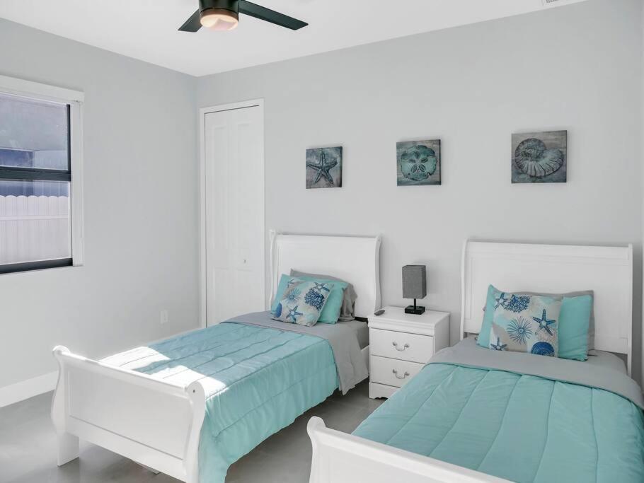 Casa Sevilla, Heated Pool, Sleeps 9, 4B3B Кейп Корал Екстериор снимка